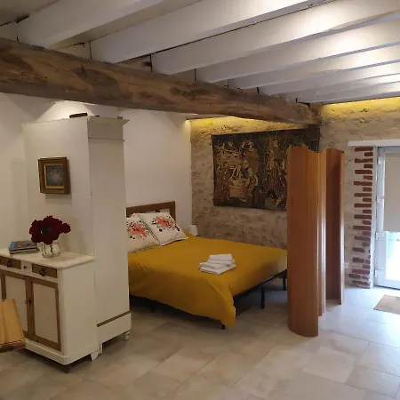 Proche De Studio Dans Ancienne Ferme * Vichy